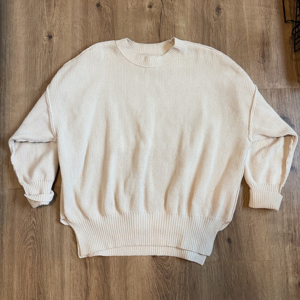 Abercrombie & Fitch Cream Crewneck Sweater